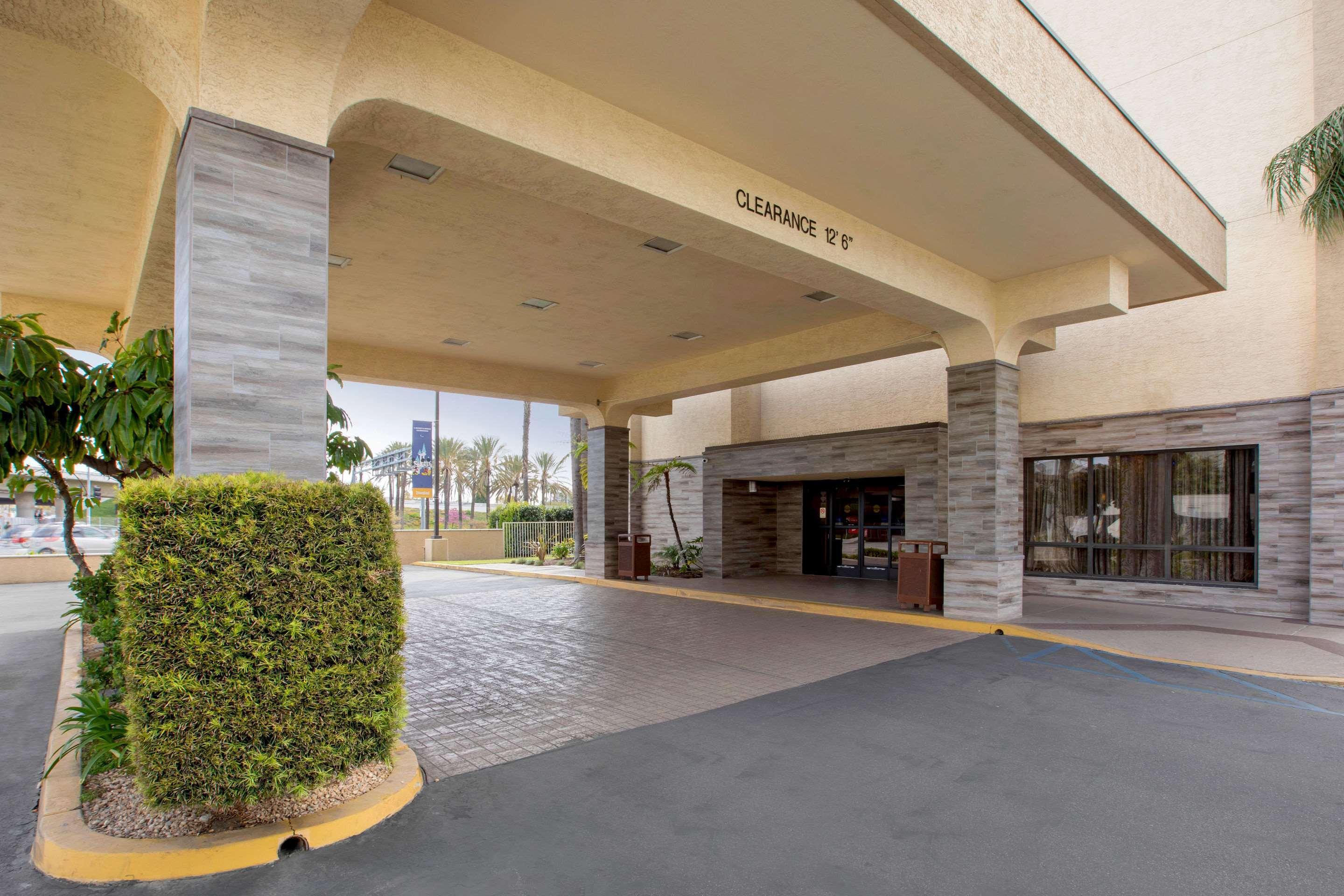 Comfort Inn 3*